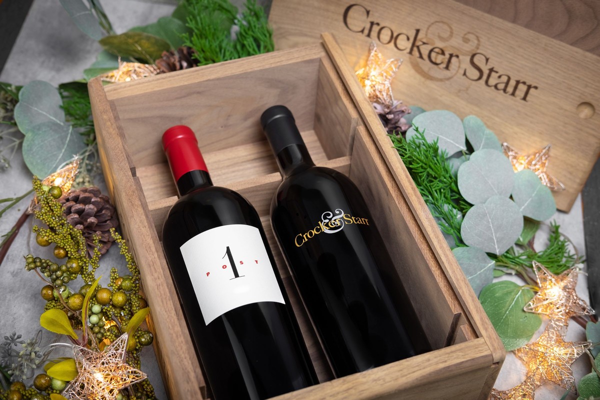 Two 2018 Cabernet Sauvignons: 'Stone Place' & '1 Post' in a Walnut Gift Box 1
